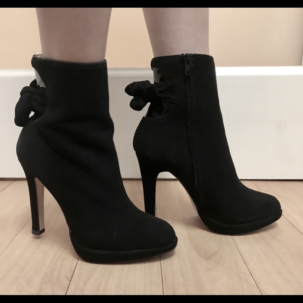 Bebe Bow Tie Ankle platform Boots Sz 7